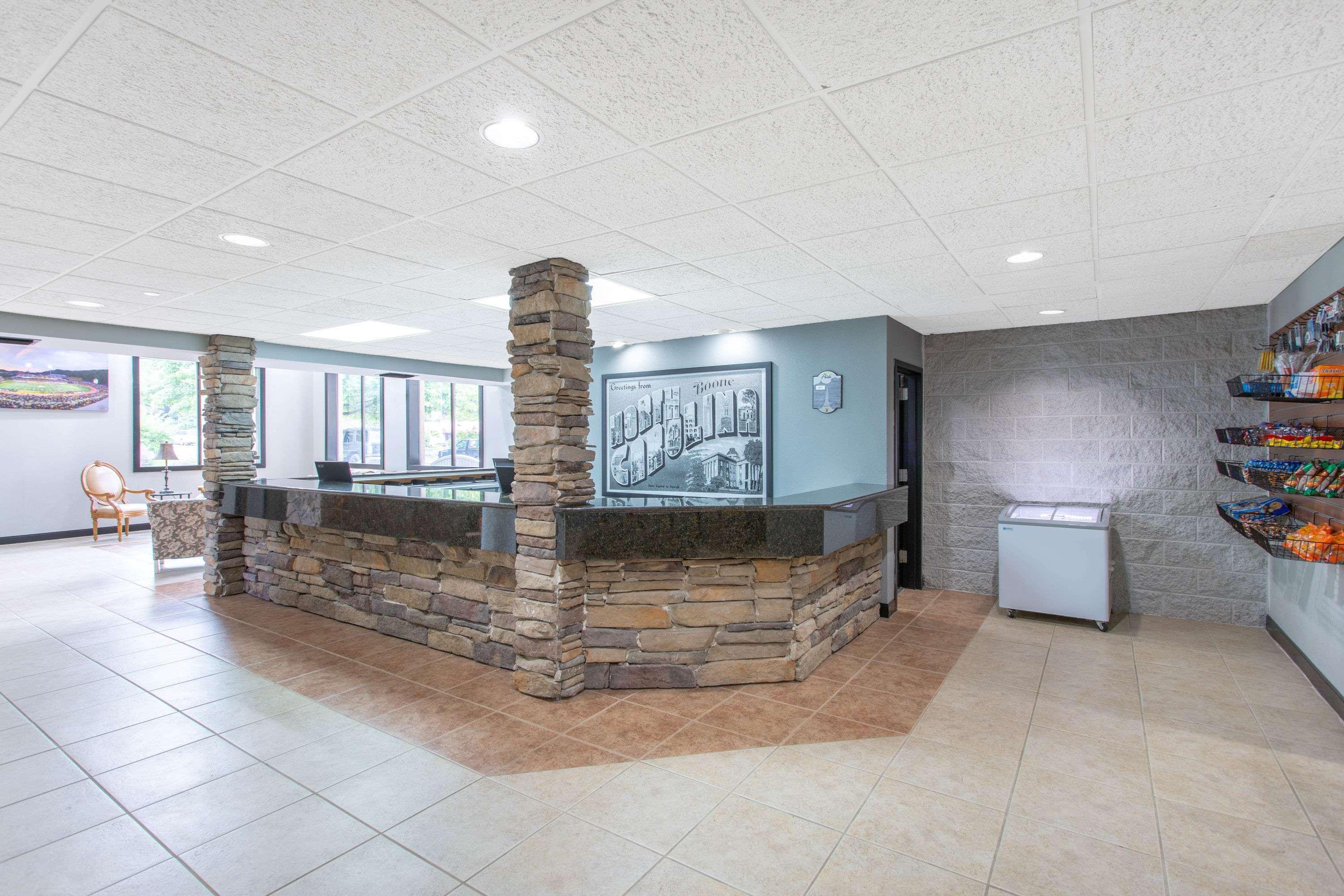 Graystone Lodge, Ascend Hotel Collection Boone Exterior foto
